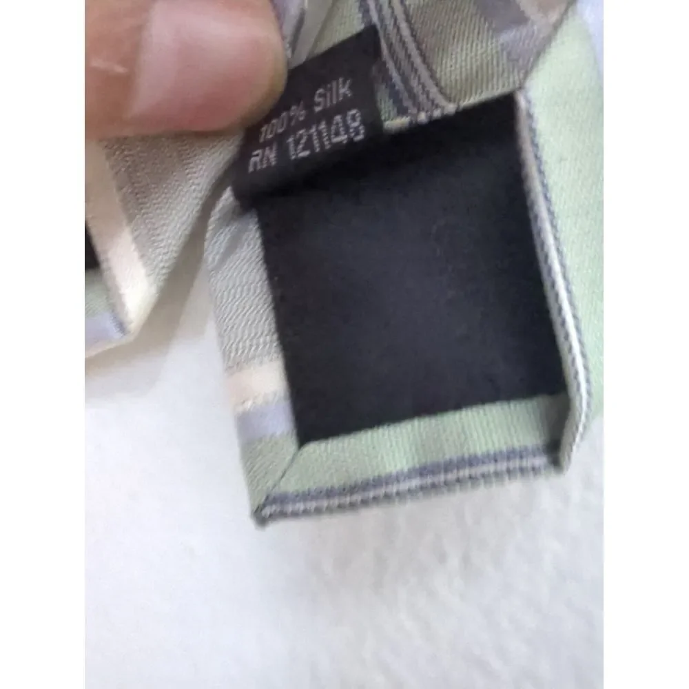 Calvin Klein‎ Mens Silk Necktie Green Silver White Diagonal Striped RN 121148